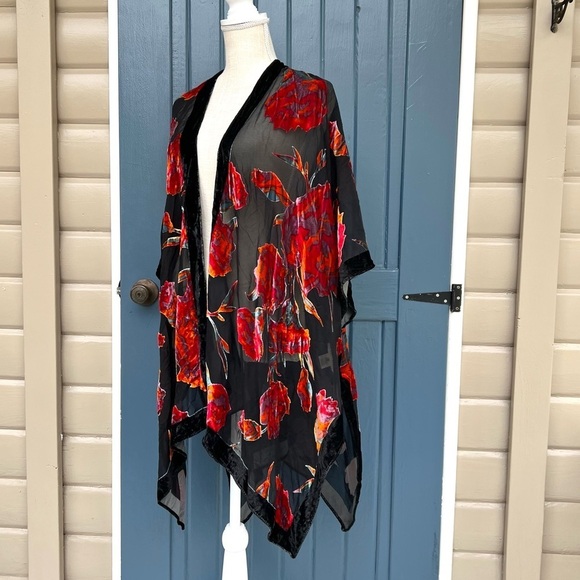 Lovestitch Black Red Velvet Sheer Burnout Kimono
Open Front Boho Bohemian Hippie - Picture 2 of 6